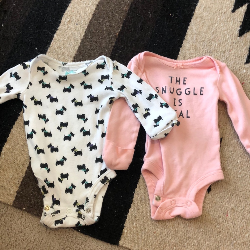 Newborn long sleeve bodysuits